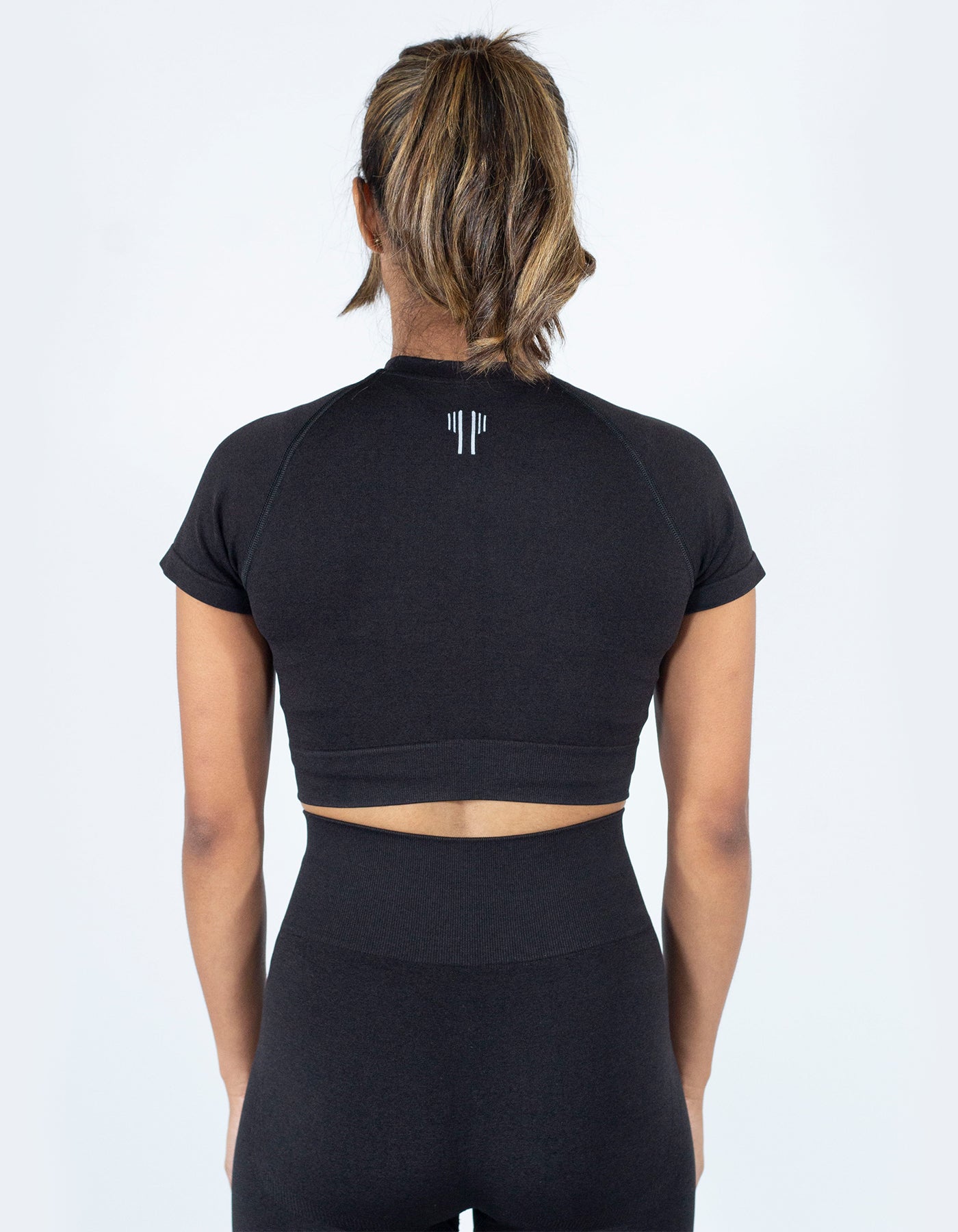 Strong Start Seamless Crop Top - Black