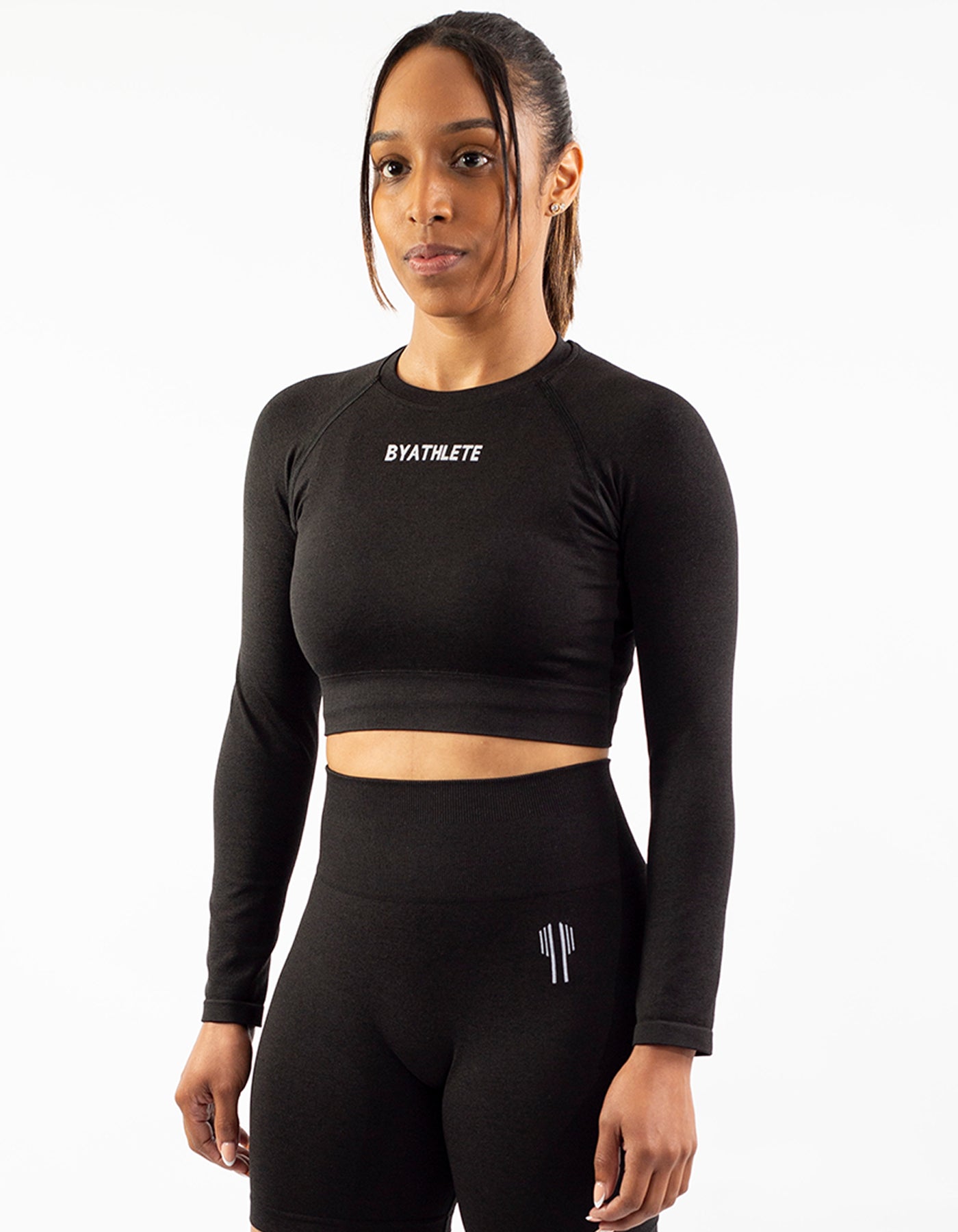 Strong Start Seamless Long Sleeve Crop Top - Black